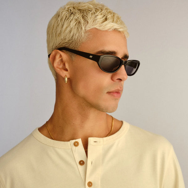 LE SPECS Unisex Don't Cha Black Oval Sunglasses
