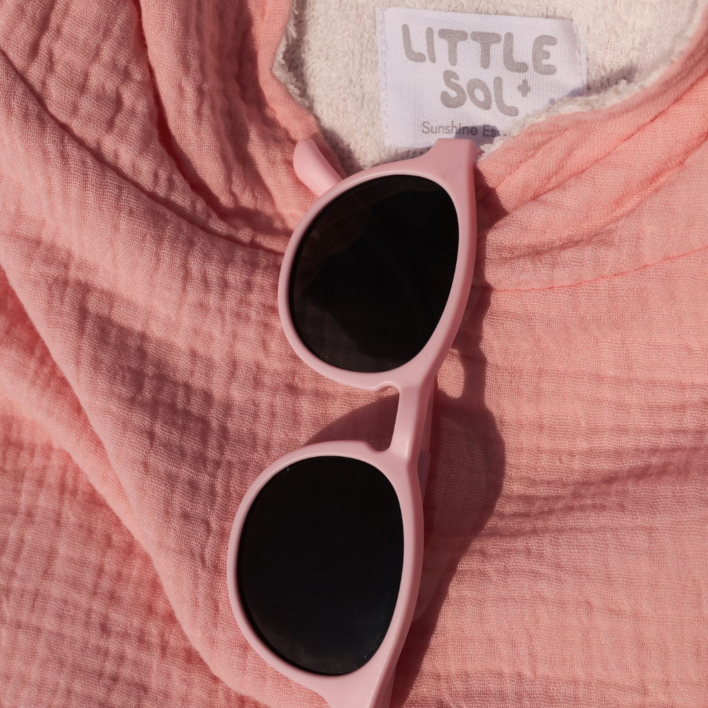 LITTLE SOL Hooded Beach Towel - Coral Pink (2-6 Years)