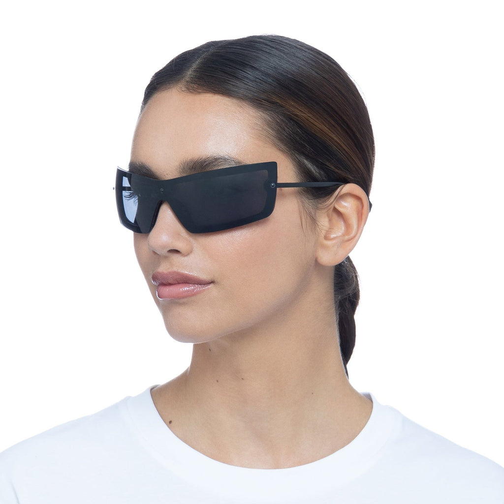 LE SPECS The Bodyguard Black Unisex Wrap Sunglasses HAMAC Beach