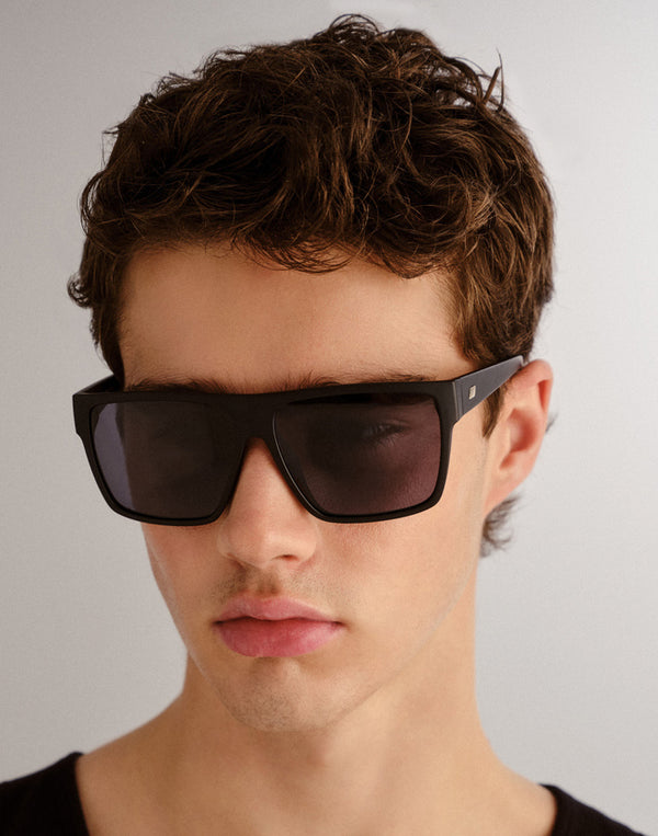 LE SPECS Men Dark Magic Tort Sunglasses