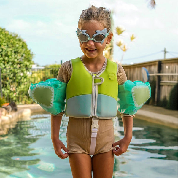SUNNYLIFE Mini Swim Goggles Salty the Shark Aqua