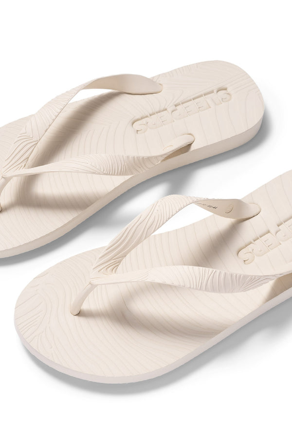 SLEEPERS Unisex Classic Eggnog Flip Flops