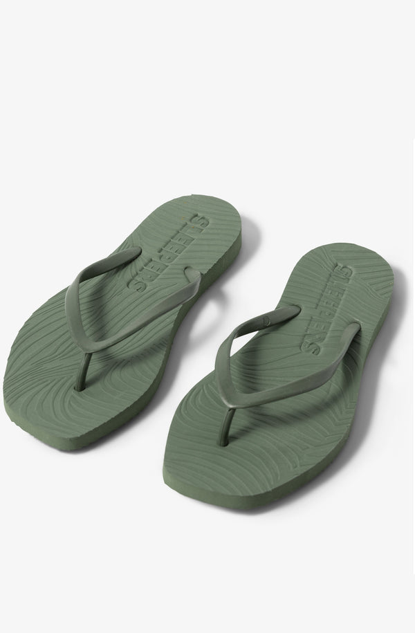 SLEEPERS Women Tapered Green Flip Flops