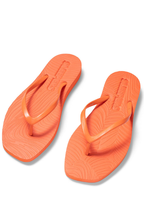 SLEEPERS Women Tapered Orange Flip Flops