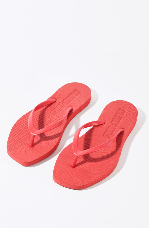 SLEEPERS Women Tapered Red Flip Flops