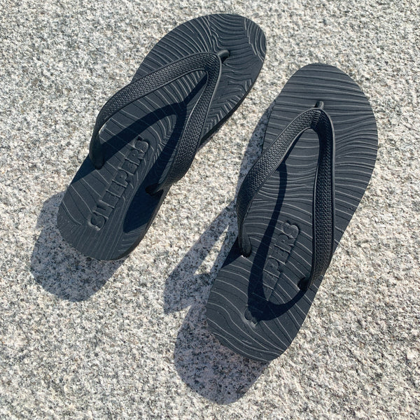 SLEEPERS Men Regular Black Flip Flops