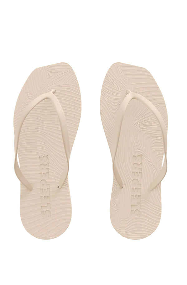 SLEEPERS Women Tapered Eggnog Flip Flops