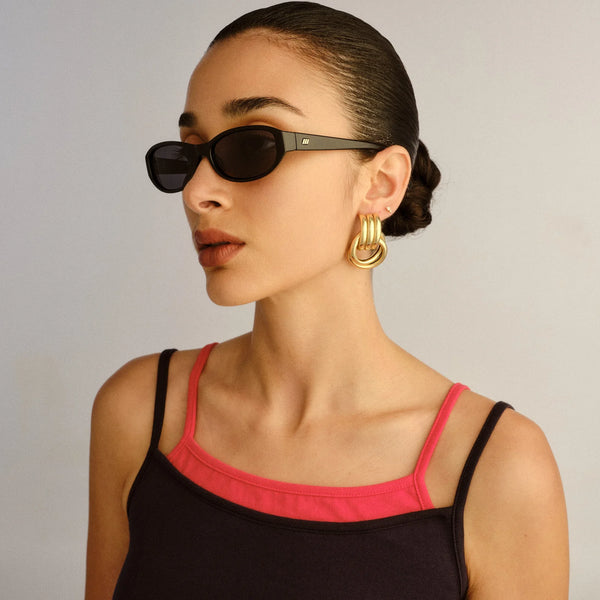 LE SPECS Unisex Don't Cha Black Oval Sunglasses